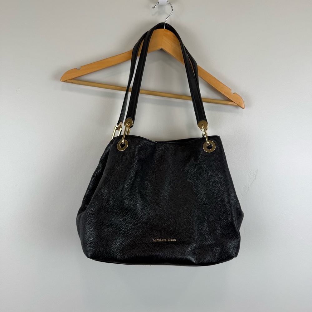 Michael Kors Raven Pebble Leather Women's Bag Accessories Black